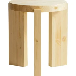 001 Pall, Natur