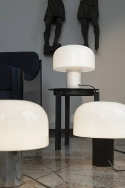 Bellhop Glass T Bordslampa, Vit
