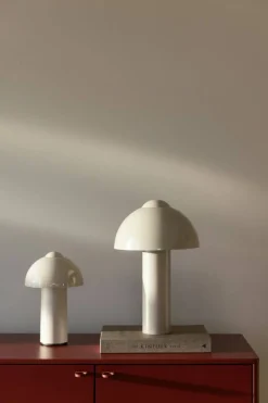 Buddy 23 Bordslampa, Sand
