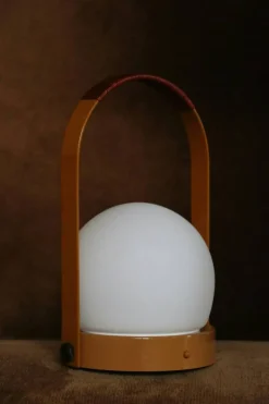 Carrie Bordslampa Portabel, Golden Brown