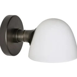 Fuse Vägglampa, Opalglas