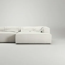 Grand 4-Sitssoffa schäslong Höger Bouclétyg, Steam White