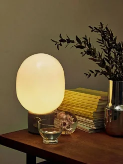 JWDA Bordslampa, Betong / Mässing