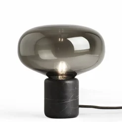 Karl-Johan Bordslampa, Svart