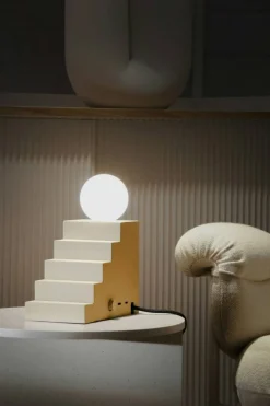 Stair Bordslampa, Beige