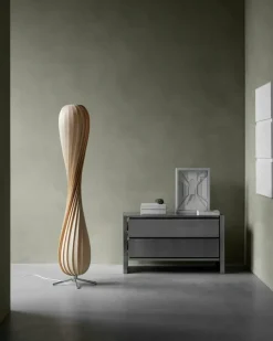 TR7 Golvlampa 148 cm, Natural